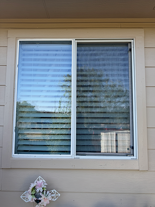 Builder grade window replacement before TexMax Services